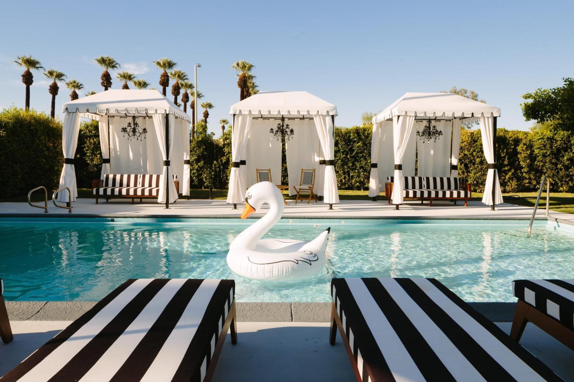 Hotel El Cid By Avantstay 16 Occ Full Hotel Buyout In Palm Springs W Pool Eksteriør bilde